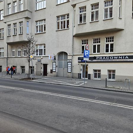 Happy House Hostel Poznań Eksteriør billede