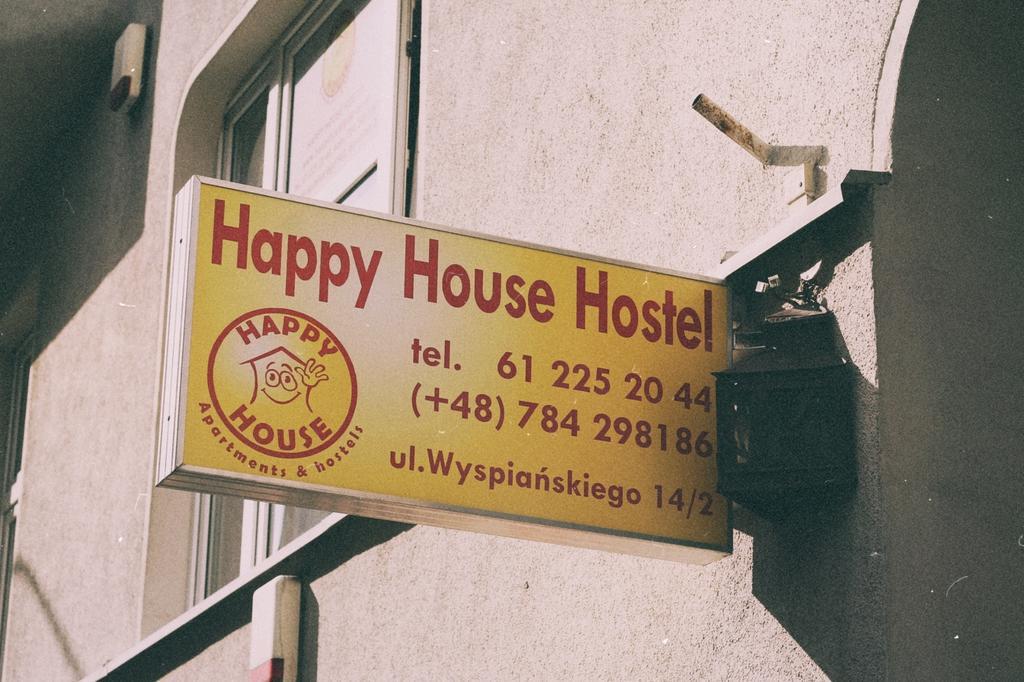 Happy House Hostel Poznań Eksteriør billede
